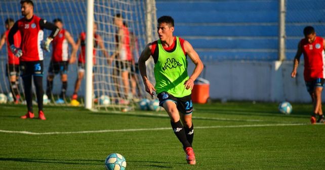 Tobías Otschega viene de jugar el último año a préstamo en Independiente Rivadavia.