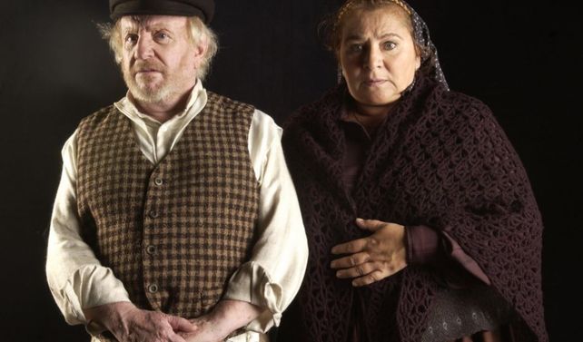 Pepe Soriano y Rita Cortese en la pieza de Joseph Stein.