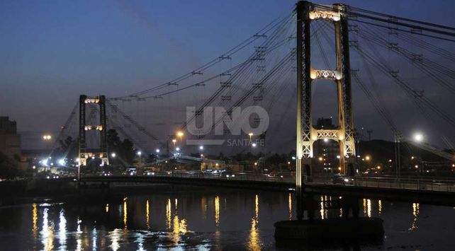 Por qué este sábado el Colgante se iluminará de naranja