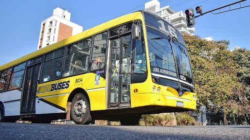 ¿Paro de colectivos en Santa Fe?: el gremio local espera por una nueva reunión en la negociación nacional
