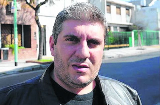 matías bagnato. Su familia murió quemada en la masacre de Flores.&nbsp;
