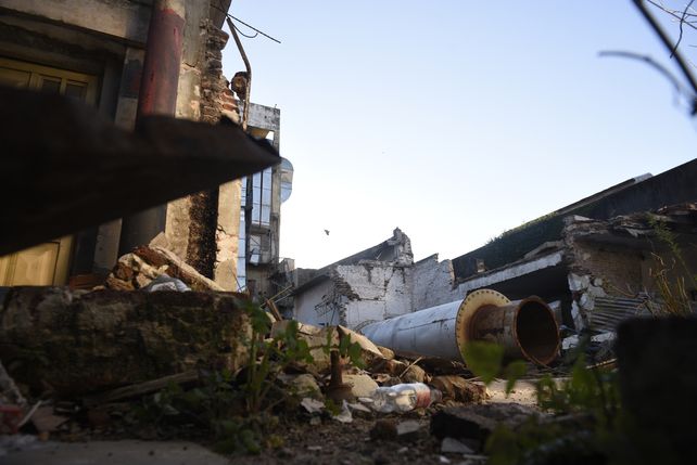 Por el aire.&nbsp;El laboratorio ubicado en Alem al 2900 explotó en junio de 2016