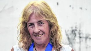 La corredora amateur rosarina S usana Sarco necesita ayuda para poder correr en Finlandia.