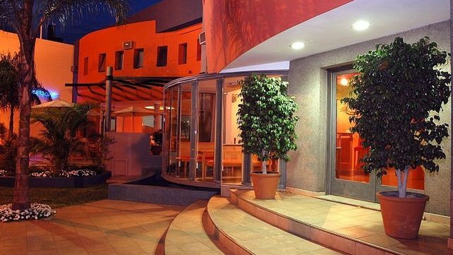 El hotel donde se produjo el robo de bebidas