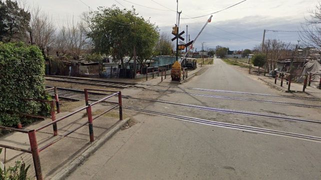 El ataque se produjo en la zona de Teniente Agneta y las vías.