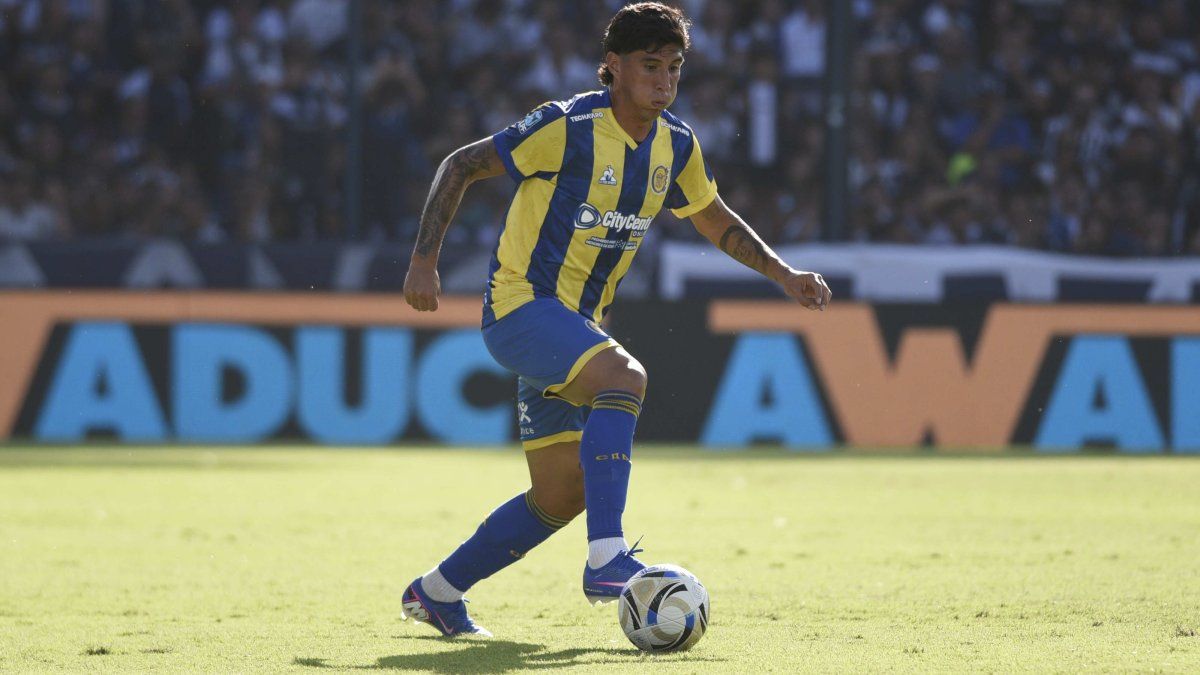 Central: se estancó lo de Enzo Giménez y por ahora se extiende su estadía en Arroyito