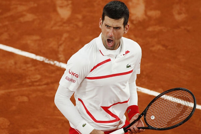 Novak Djokovic ganó y está en semifinales de Roland Garros.