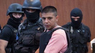 Emanuel Chamorro, el brazo derecho de Guille Cantero de la banda Los Monos.