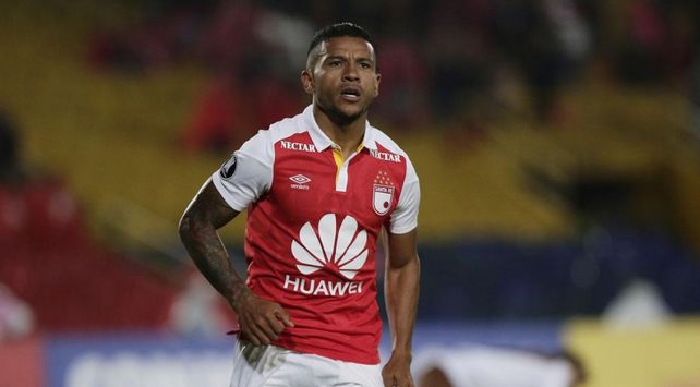 Colón podría sumar otro colombiano