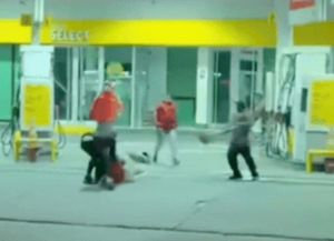 Peligro total en una estación de servicio: el gremio relacionó los incidentes con cuidacoches y pidió más seguridad para los playeros