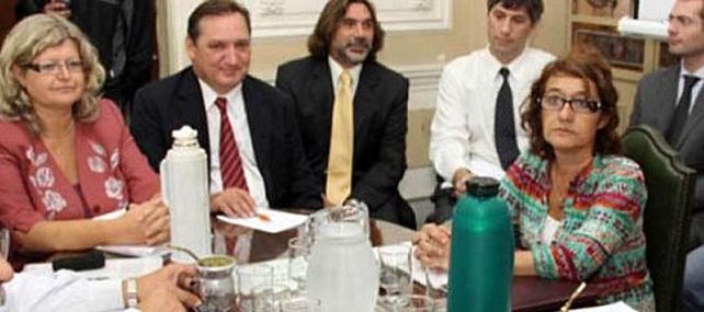 Dar porcentajes hoy es poco serio, adelantó Alesso sobre las paritarias
