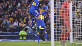 Boca defiende la punta contra Sarmiento en Junín