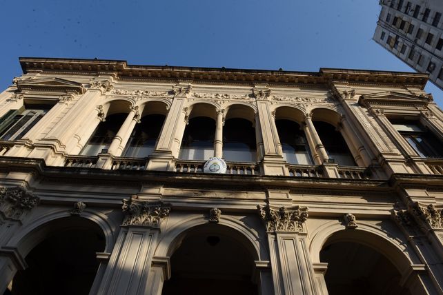 Sede del Tribunal Oral Federal N° 2 de Rosario, donde este miércoles comenzará el juicio por las fumigaciones en Pergamino. (Foto: Celina Mutti Lovera).