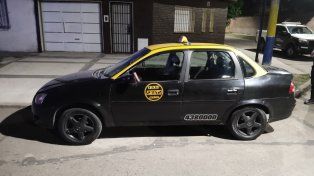 Demoraron a un taxista alcoholizado porque intentó coimear a la policía en el control