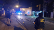 Balacera en Cazadores y Balcarce. La policía trabaja frente al comercio tiroteado anoche Balacera en Cazadores y Balcarce. La policía trabaja frente al comercio tiroteado anoche
