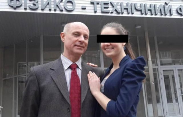 La joven asegura que ella y su pareja desean casarse y que incluso su madre está de acuerdo.