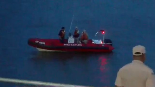 Desesperada búsqueda de un joven que cayó al río Paraná en San Lorenzo 
