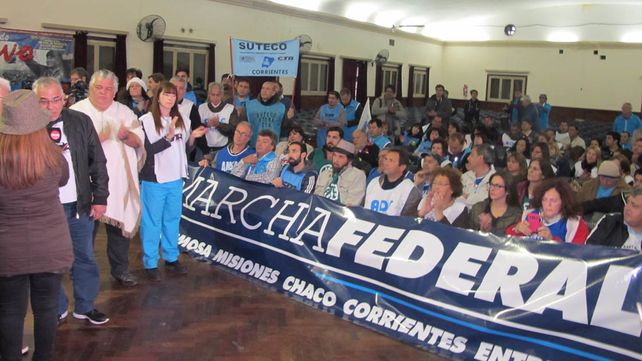 La Marcha Federal pasó por Paraná: El objetivo es manifestar el rechazo a las políticas económicas de ajuste