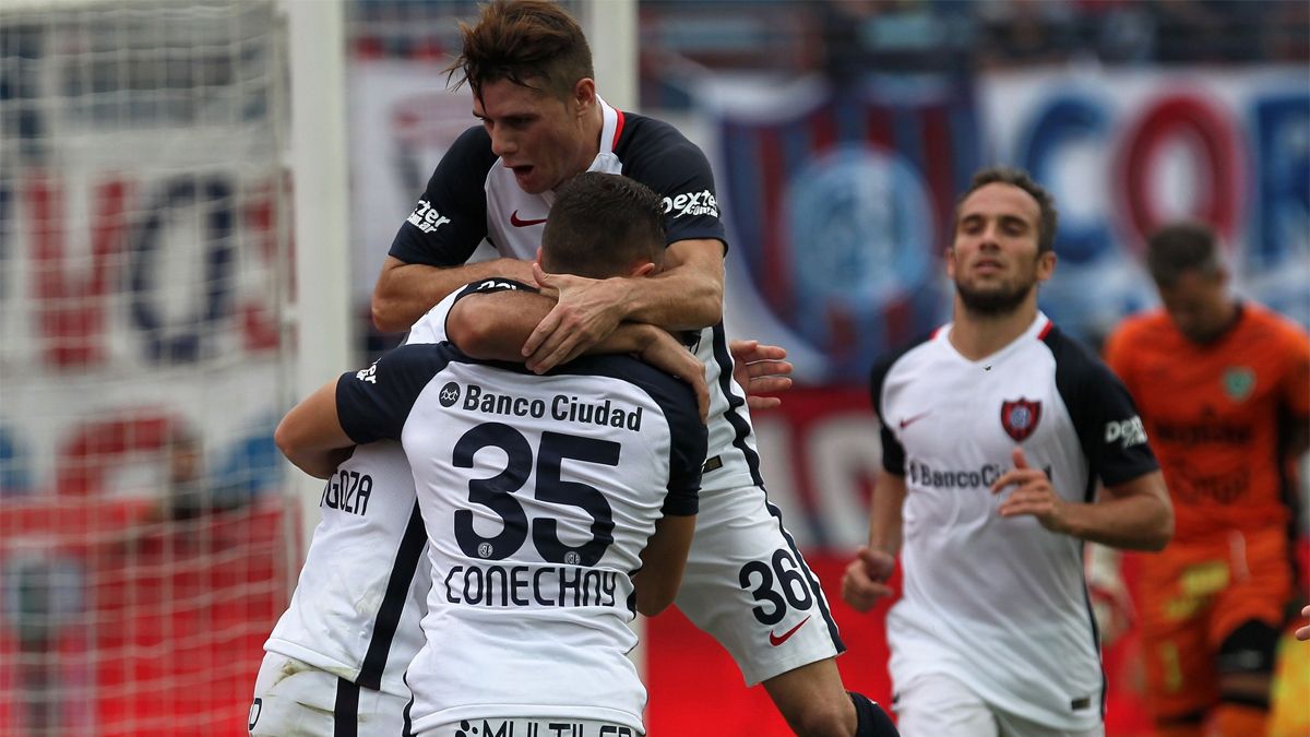 San Lorenzo derrotó a Sarmiento y se acercó a la punta, por detrás de ...
