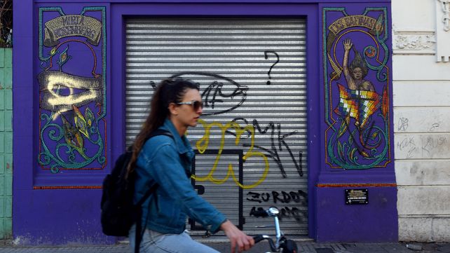 Agreden con pintadas cargadas de odio el frente del espacio lésbico La Vulvería