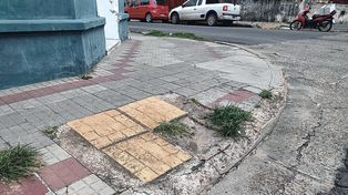 El pedido es para la reparación de rampas que se encuentral en mal estado en distintos puntos de la ciudad.