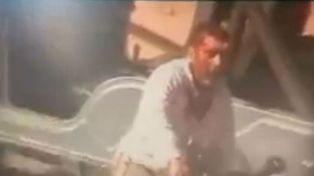 Como la grúa se demoró, discutió con el chofer y lo mató de una puñalada