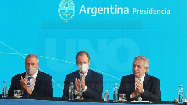 Alberto Fernández: Tenemos el desafío de garantizar que quien estudia encuentre salida laboral rápido