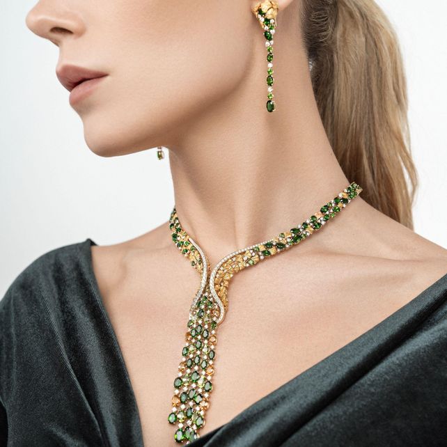 Guía de Piedras Preciosas: Seleccionando Piezas Atemporales para Cada Ocasión