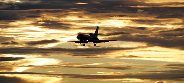 Aseguran que los restos de avi&oacute;n encontrados no son del vuelo 447