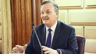 El Senador Michlig insiste en que se vacune con prioridad a Bomberos y otros trabajadores esenciales