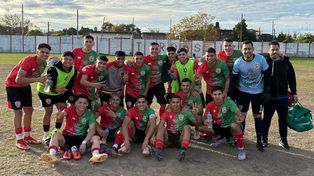 Sigue puntero en la A . Coronel Aguirre derrotó a Tiro Suizo con goles de Insaurralde y Merlo y le sacó 6 puntos a Rosario Central y Newells.