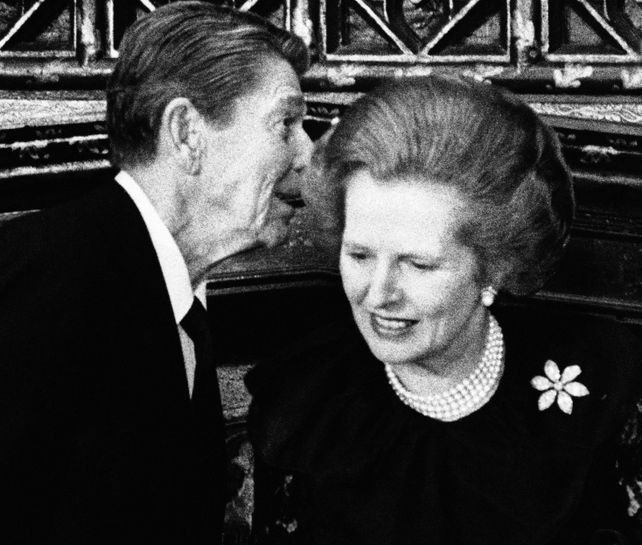 El presidente estadounidense Ronald Reagan y la premier británica Margaret Thatcher, aliados incondicionales en la contienda de Malvinas. 
