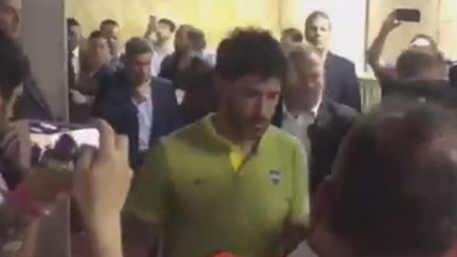Trasladaron a Pablo Pérez a una clínica por las heridas recibidas