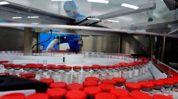 Viscoran ya llevó a cabo las gestiones necesarias para iniciar la producción del fármaco “en los próximos meses”. Las dosis que se produzcan en Turquía se usarán tanto para inmunizar a la población turca como para ser exportadas a terceros países. Viscoran ya llevó a cabo las gestiones necesarias para iniciar la producción del fármaco “en los próximos meses”. Las dosis que se produzcan en Turquía se usarán tanto para inmunizar a la población turca como para ser exportadas a terceros países.
