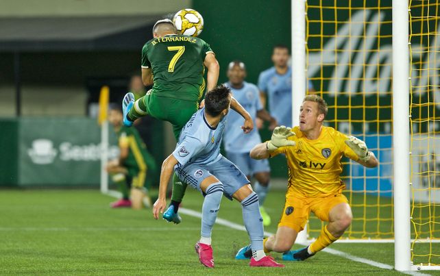 VIDEO: Brian Fernández le dio el triunfo a Portland