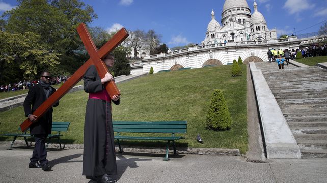 Imágenes de la procesión de Semana Santa alrededor del mundo