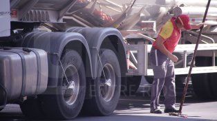 Las estaciones de servicio sufren caída de ingresos por precios congelados, ganancias bajas por comisiones fijas, con costos operativos que suben por inflación