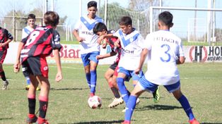 Los juveniles de Patronato sufrieron el potencial de Vélez