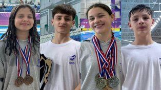 Victoria Maier, Vittorio Benítez Rota, Catalina Micheloud y Santiago Viñiesky compitieron&nbsp;en el Sudamericano Infantil de natación.