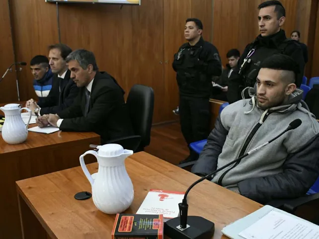 Pablo Camino durante su juicio. El jefe de la banda que aterrorizó a distintos barrios está preso en Rawson. Pablo Camino durante su juicio. El jefe de la banda que aterrorizó a distintos barrios está preso en Rawson.