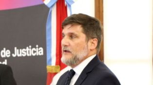 Robo en Pinamar a un fiscal federal de Rosario: le sacaron una pistola Glock y documentación