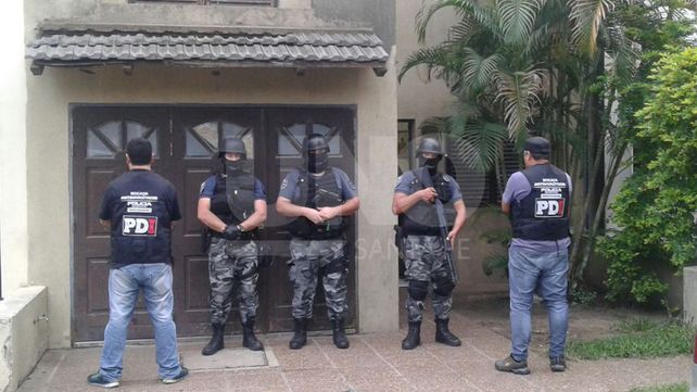 Allanamientos en barrios de Santa Fe: 11 arrestados y secuestro de armas y droga