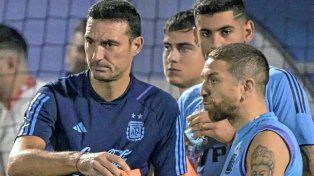 Lionel Scaloni le dio su apoyó al Papu Gómez.