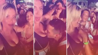 Un momento intenso de Wanda Nara durante el recital de Ozuna en ibiza.