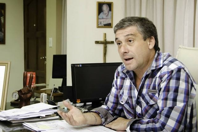 intendente. Pedretti pedirá autorización judicial para que el municipio pueda entrar al barrio y cubrir servicios.