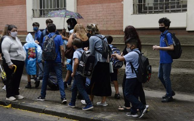 Vuelta a la escuela, la ilusión con guardapolvo y un paro inoportuno