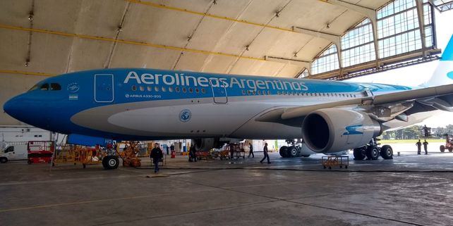 Los vuelos volverán sin viandas, bebidas, mantas, revistas ni auriculares