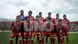 Un ídolo de Unión sopla las velitas el último día del año