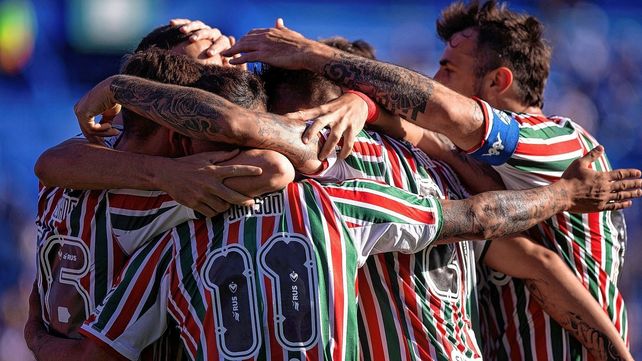 Vélez no tuvo piedad y aplastó a un pobre Estudiantes