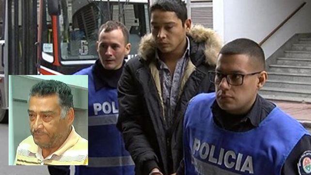 ¿Una declaración acomodada?. Siboldi padre (remera amarilla) trató de salvar a sus hijos.